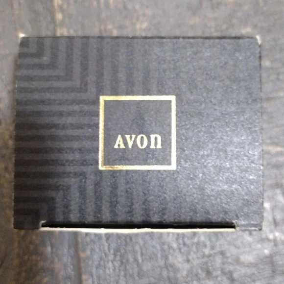 🎁🎄 VINTAGE AVON 1992 ENAMEL PEACE PIN - Picture 5 of 6